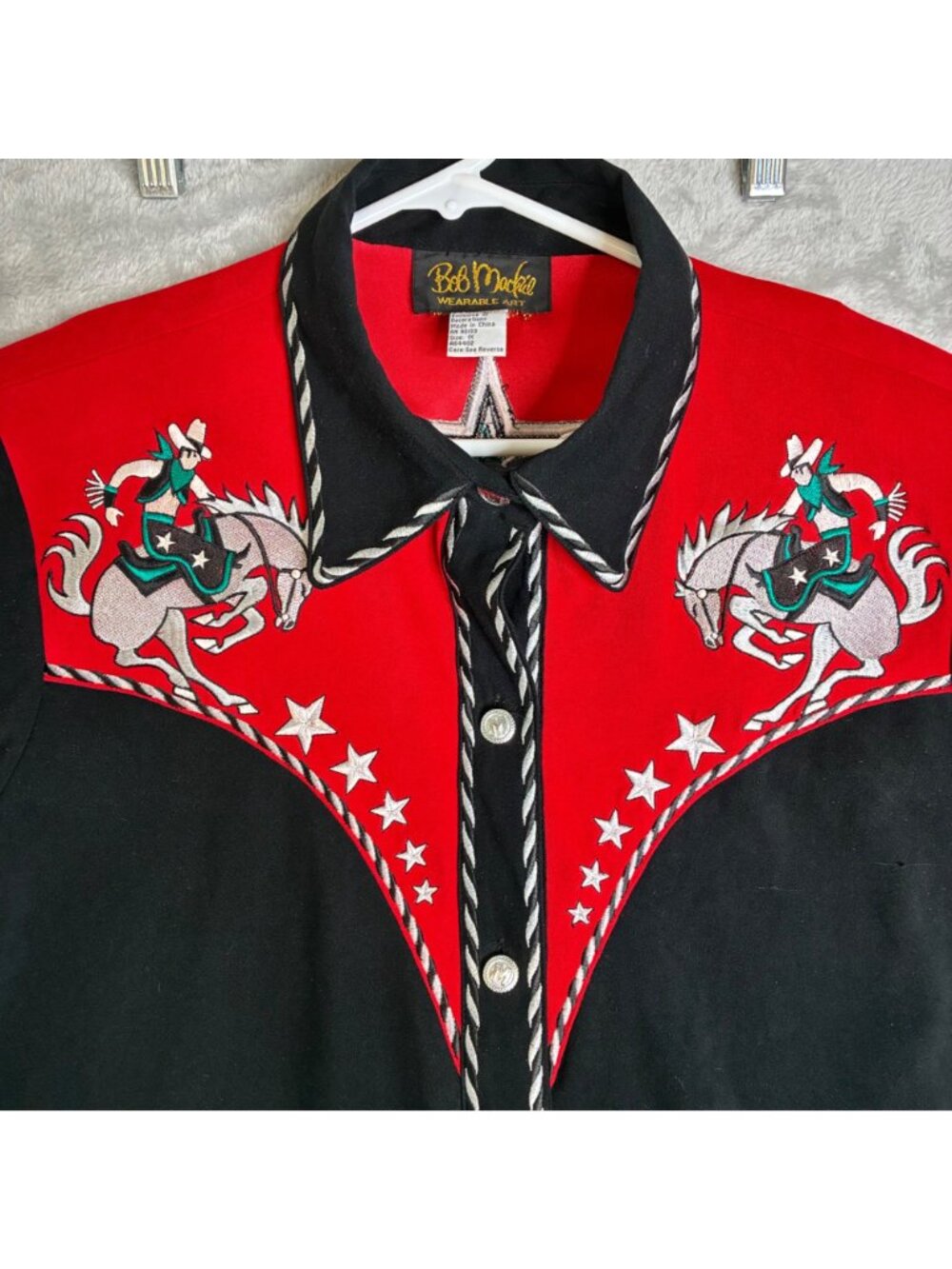 Bob Mackie Wearable Art Western Shirt Black Red Embroidered Horse Stars Sz 1X - Picture 5 of 9